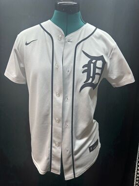 Nike White MLB Genuine Merchandise Jersey Tag Detail